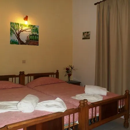 Hotel Angela 2*
