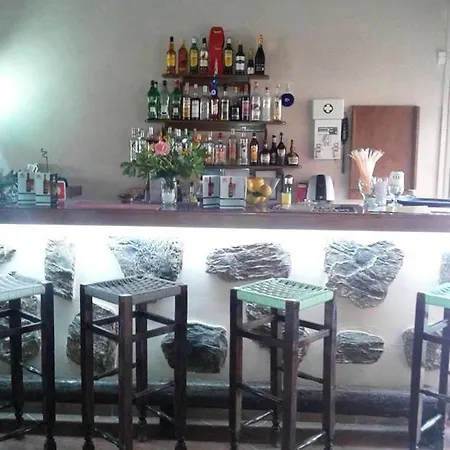 Angela Hotel 2*